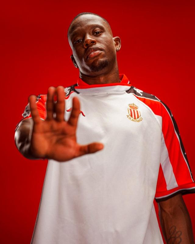 年从切尔西, 可能回归, 而是尊重报 年从切尔西, 可能回归, 而是尊重报